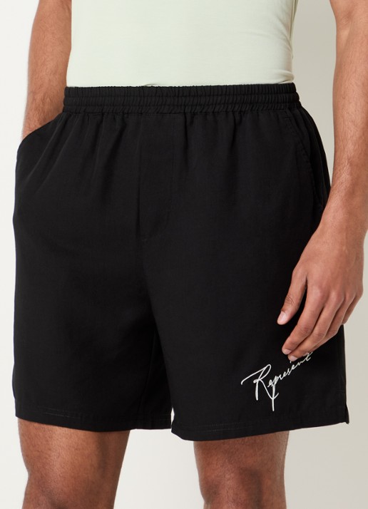 Represent Love And Kisses straight fit korte joggingbroek met steekzakken
