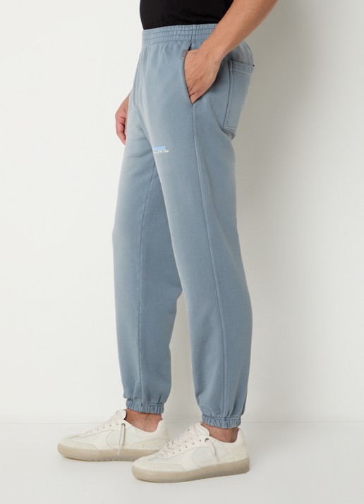 Represent Patron Of The Club tapered fit joggingbroek met verwassen afwerking en steekzakken - detail 4 staalblauw