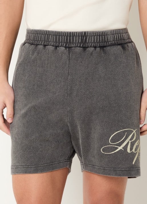 Represent Script straight fit korte broek met logo