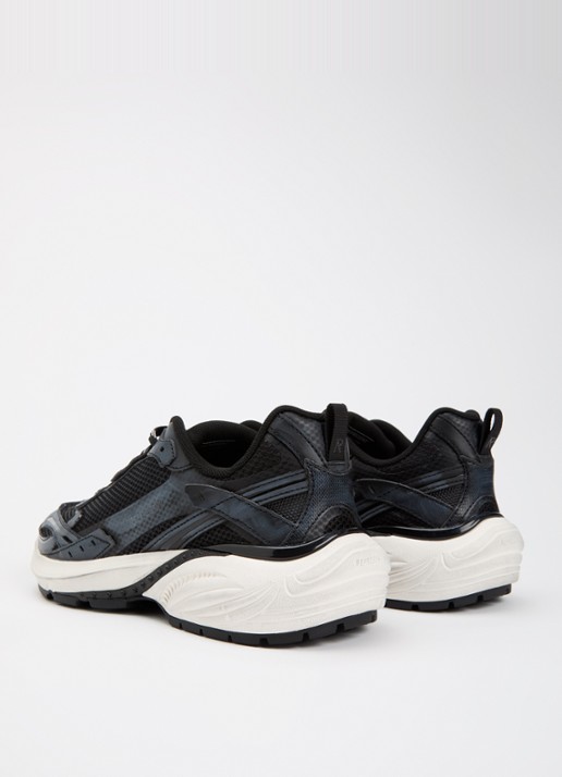Represent Storm-Torn sneaker met details van mesh  - achterkant zwart