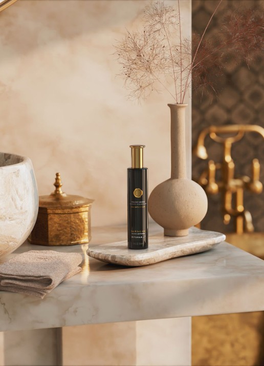 Rituals Velvet Oudh Hair & Body Mist - haar- en bodymist - detail 5 beige