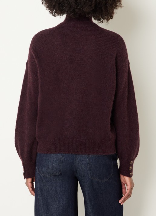 River Woods Fijngebreide trui in alpaca wolblend met sjaalkraag - achterkant bordeauxrood