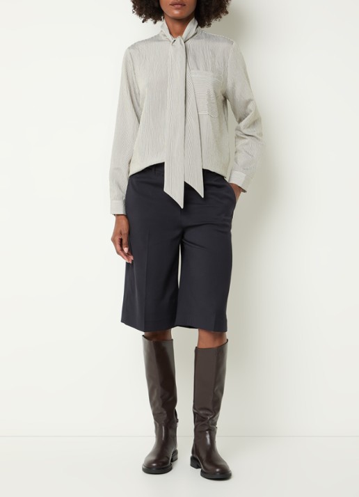 River Woods High waist straight fit korte pantalon in wolblend - voorkant 2 donkerblauw