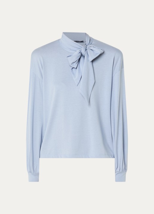 River Woods Longsleeve met sjaalkraag - voorkant 2 lichtblauw