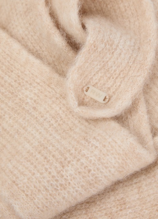 River Woods Sjaal in alpaca wolblend 170 x 10 cm - detail 2 beige