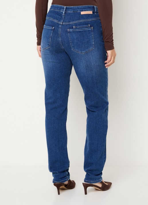 Rosner Studio Masha mid waist slim fit jeans met steekzakken - achterkant indigo