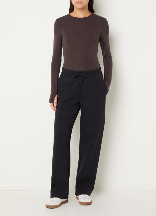 ROUGE EDIT Maple longsleeve met ronde hals - voorkant 2 lichtbruin