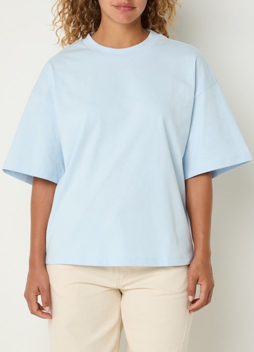 ROUGE EDIT Nanna T-shirt met ronde hals - detail 2 lichtblauw
