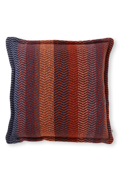 Røros Tweed Fri sierkussen 60 x 60 cm - voorkant 3 steenrood