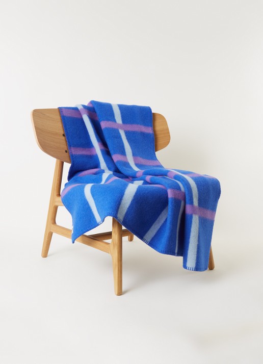 Røros Tweed Knut plaid van lamswol 200 x 135 cm - voorkant 2 kobaltblauw