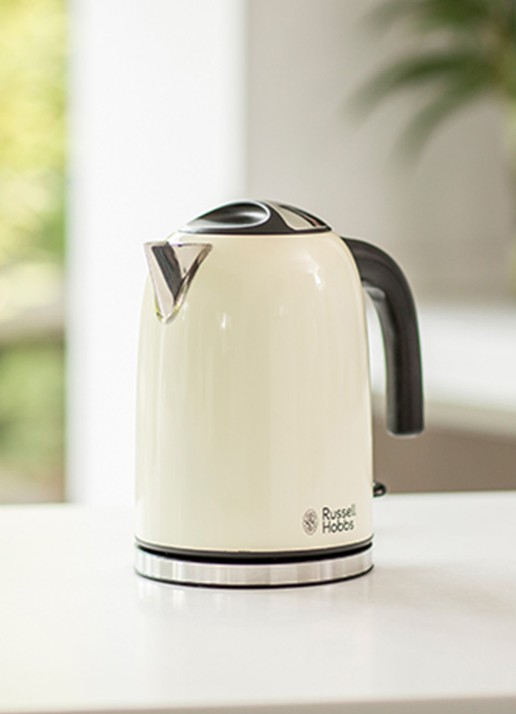 Russell Hobbs Colours Plus waterkoker 1,7 liter 20415-70 - voorkant 3 creme