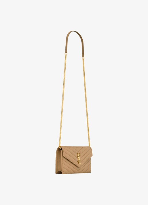 Saint Laurent Cassandre Envelope clutch van lamsleer met afneembare schouderriem - detail 2 beige