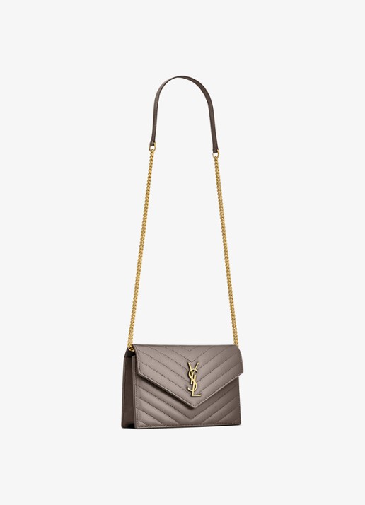 Saint Laurent Cassandre Envelope clutch van lamsleer met afneembare schouderriem - detail 4 grijs