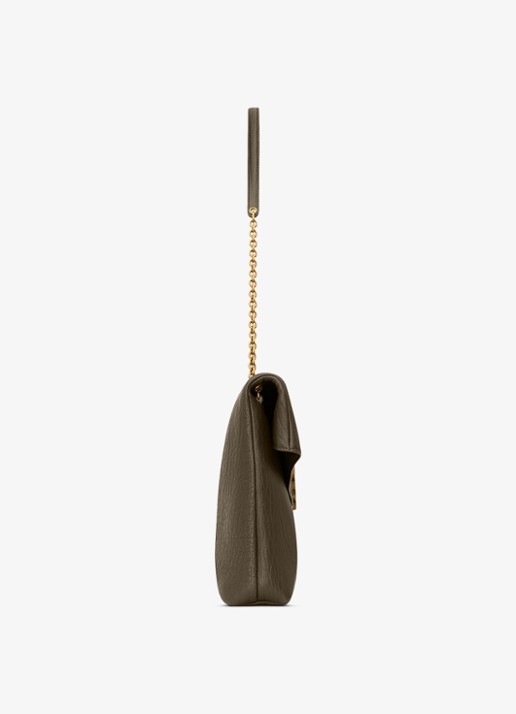 Saint Laurent Cassandre XXL Envelope schoudertas van lamsleer - detail 2 donkerkhaki