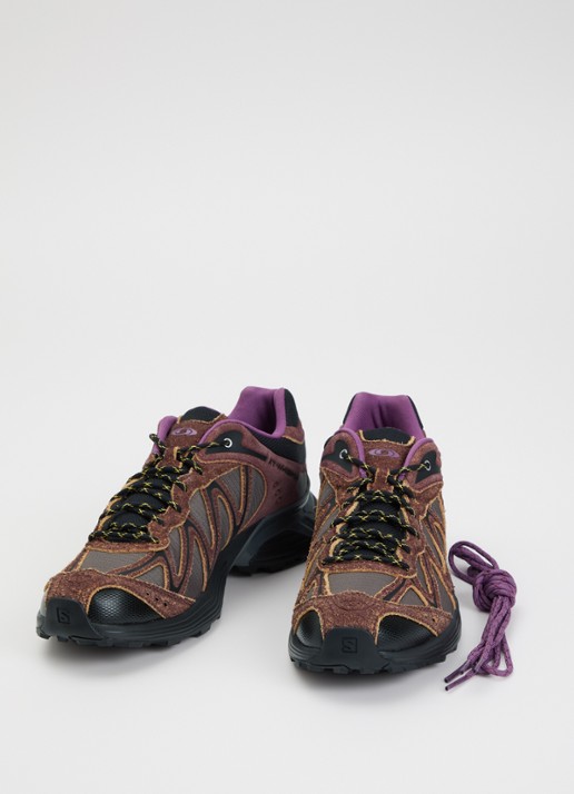 Salomon XT-Whisper Expedition sneaker van mesh met details van suède - detail aubergine