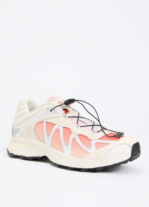 Salomon XT-Whisper sneaker met mesh details - voorkant 2 zalmroze