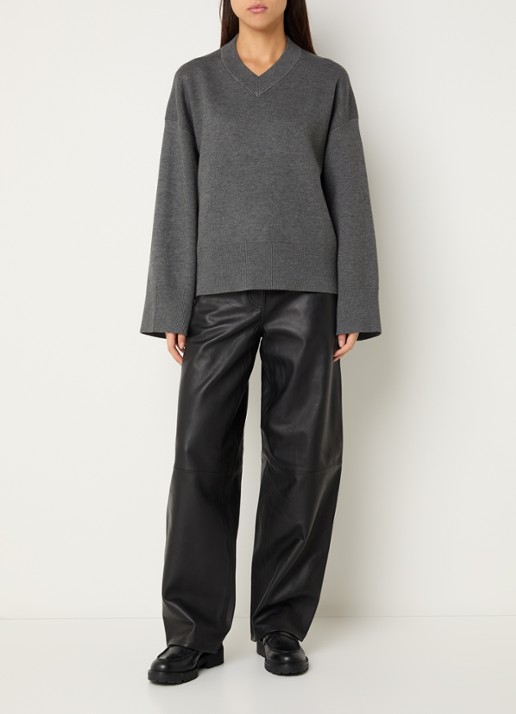 SAMSØE SAMSØE Lula sweater met V-hals - voorkant 4 grijs