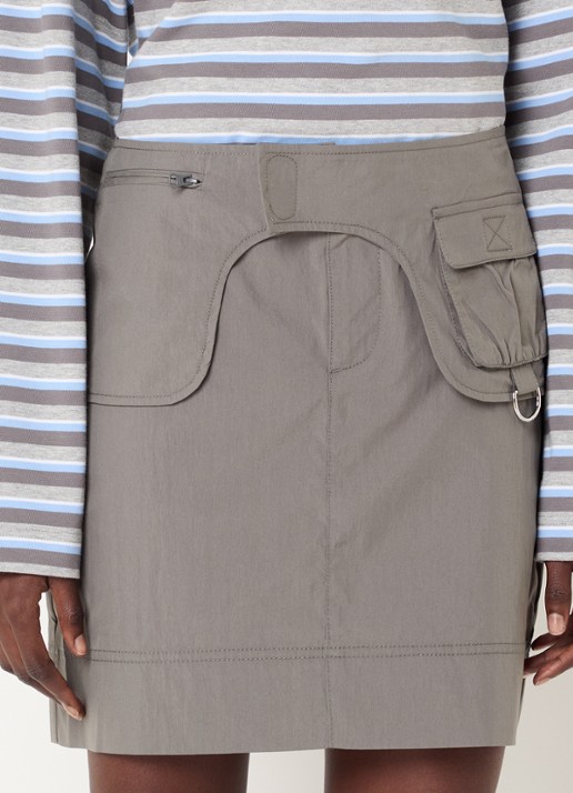SAMSØE SAMSØE Saivy minirok met ceintuur en klepzak - detail 3 grijs