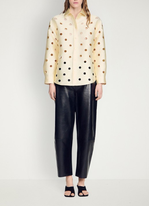 Sandro Blouse met opengewerkt dessin en strass - detail 5 vanillegeel