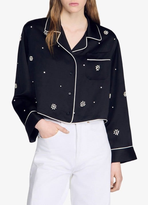 Sandro Cropped blouse met borstzak en stras - detail zwart