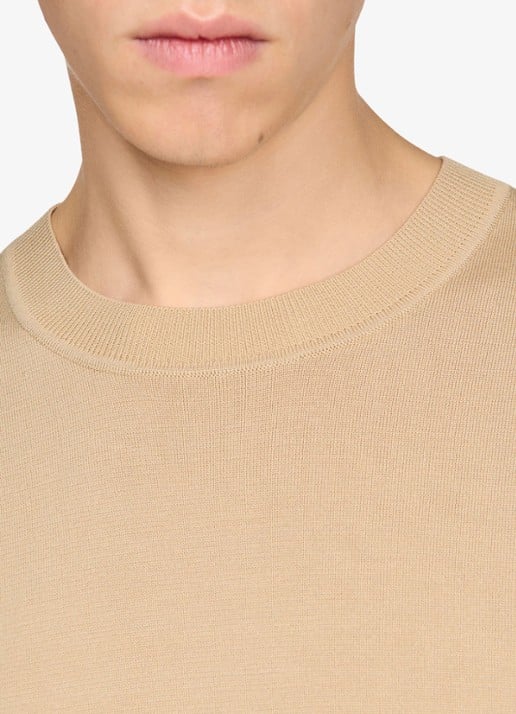 Sandro Fijngebreid T-shirt in zijdeblend - detail 5 beige