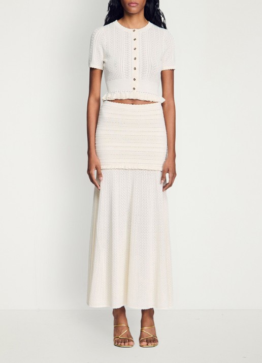 Sandro Fijngebreide crop top met opengewerkt dessin en knoopdetail - detail 3 beige