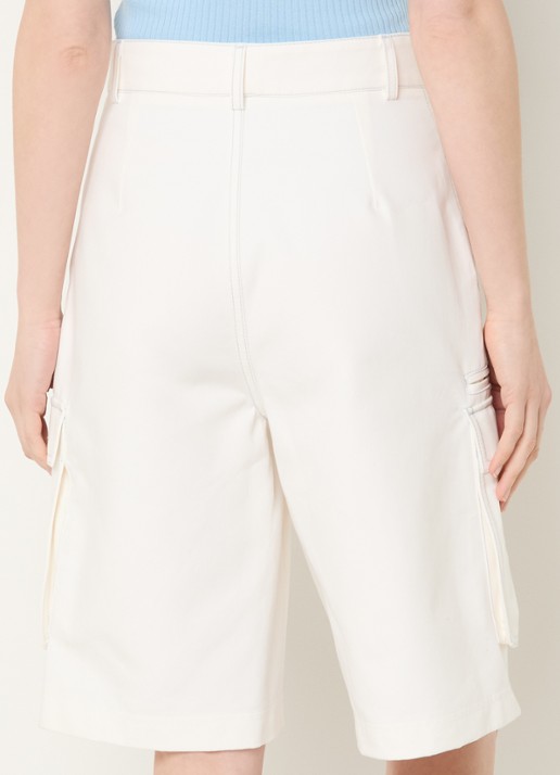 Sandro High waist wide fit korte broek van denim met gekleurde wassing - achterkant wit
