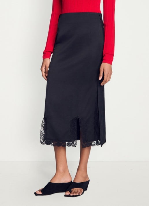 Sandro Lange rok met details van kant