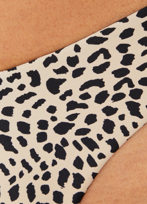 Sarda Pryce brazilian bikinislip met panterprint - detail 4 beige