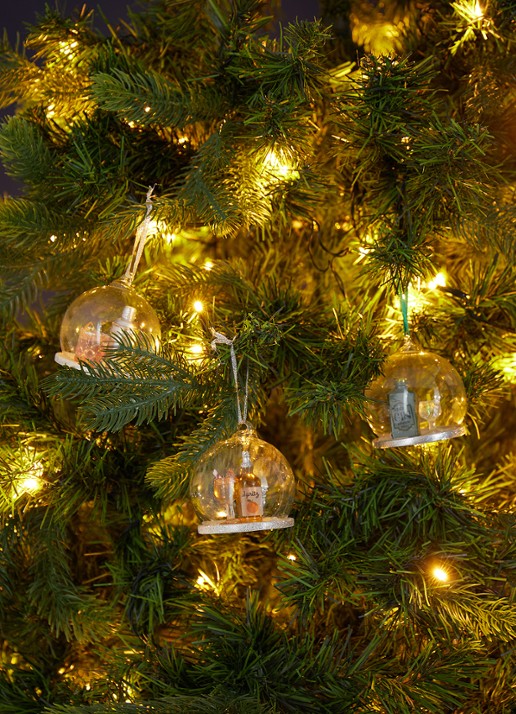 Sass & Belle Christmas Spritz Dome kersthanger - voorkant 3 oranje