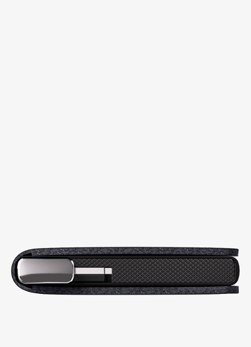 Secrid Slimwallet+ pasjeshouder van leer - detail 6 donkerblauw