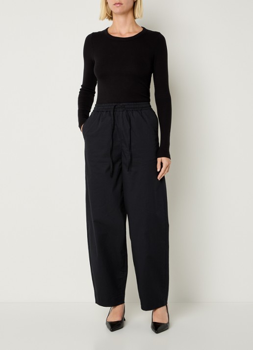 Selected Dianna longsleeve  met ribstructuur - voorkant 2 zwart