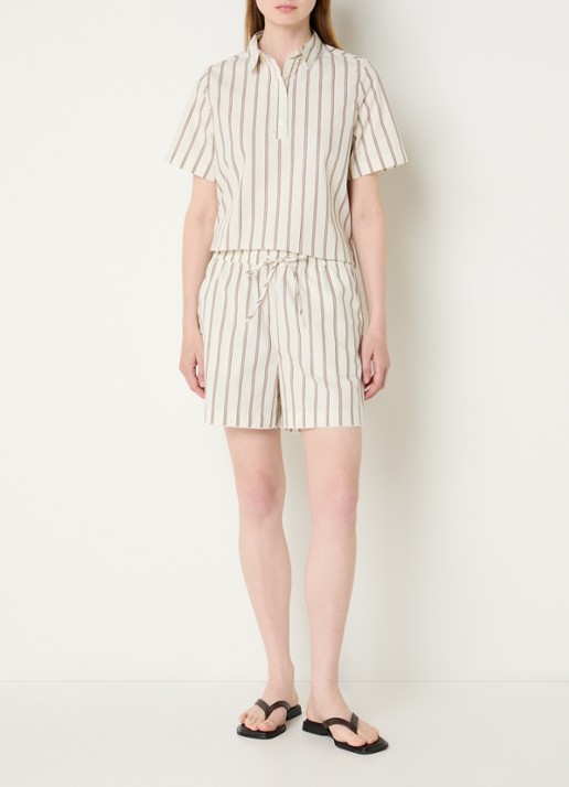 Selected Gina high waist straight fit korte broek met streepprint - voorkant 2 beige