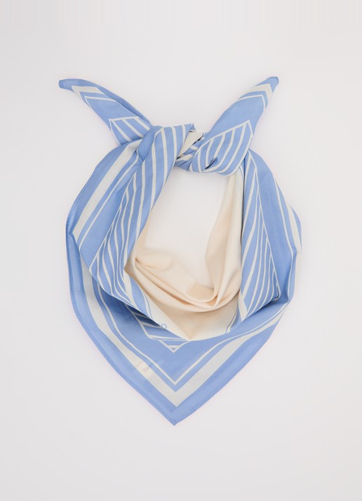 Selected Nicolina bandana met print 55 x 55 cm