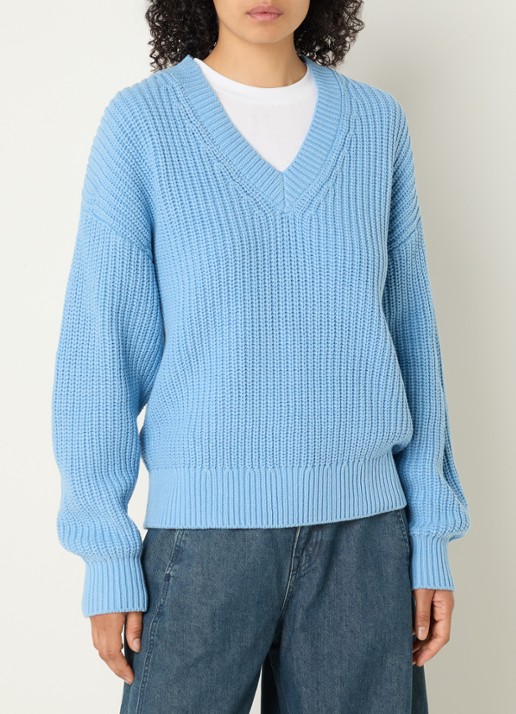 Selected Selma grofgebreide trui met V-hals - detail 4 blauw