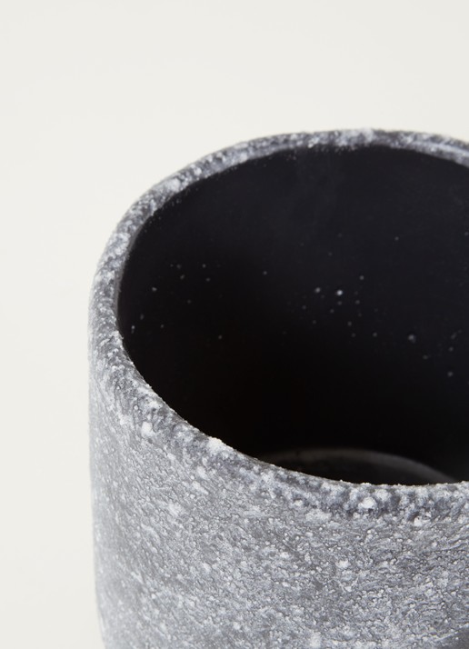 Serax Sierpot L van aardewerk voor binnen Ø17 cm - voorkant 2 donkergrijs