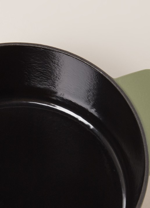 Serax Surface kookpan 23 cm - detail 3 legergroen