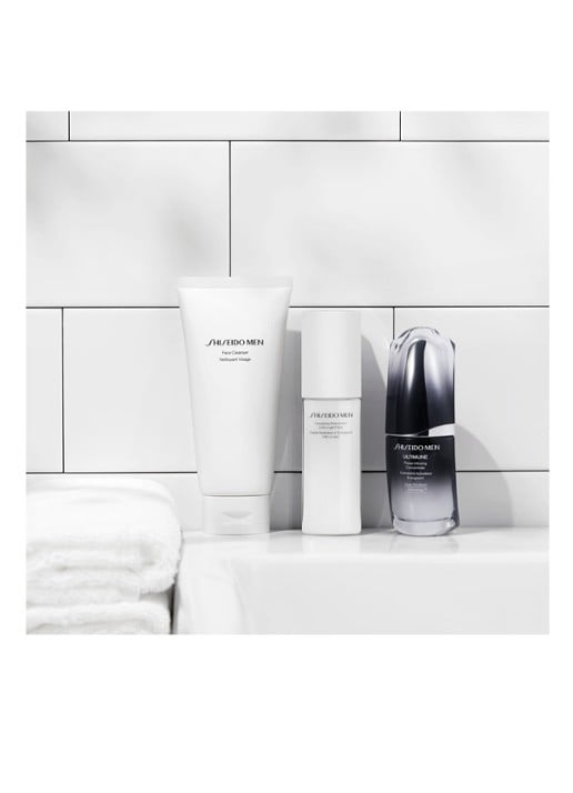 Shiseido Energizing Moisturizer Extra Light Fluid - gezichtscrème - detail 2 undefined