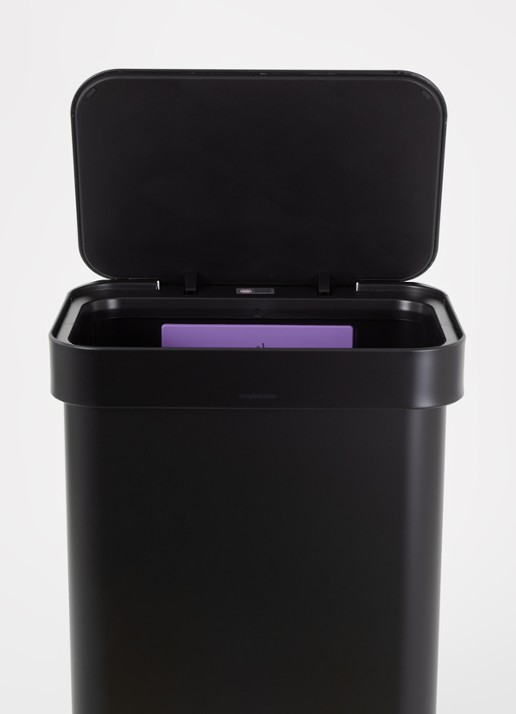 Simplehuman Pedaalemmer 45 liter - detail 2 zwart
