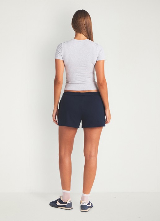 SKIMS Cotton Fleece short - achterkant donkerblauw