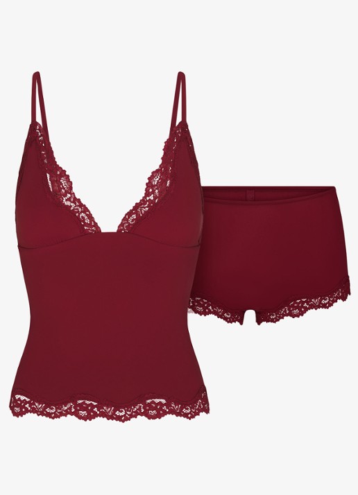 SKIMS Fits Everybody Lace set met kant - voorkant 7 donkerrood