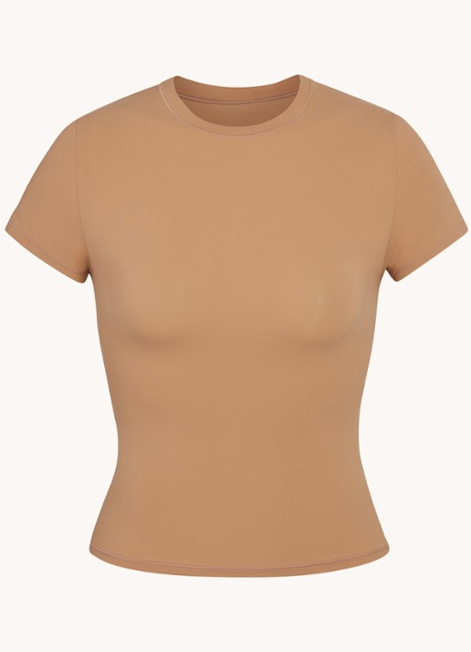 SKIMS Fits Everybody T-shirt met ronde hals - voorkant lichtbruin