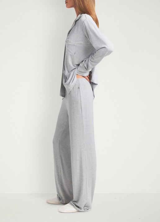 SKIMS Pyjamaset met logo - detail lichtgrijs