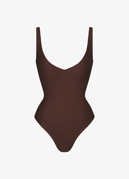 SKIMS Skims Body plunge stringbody - voorkant 2 chocoladebruin