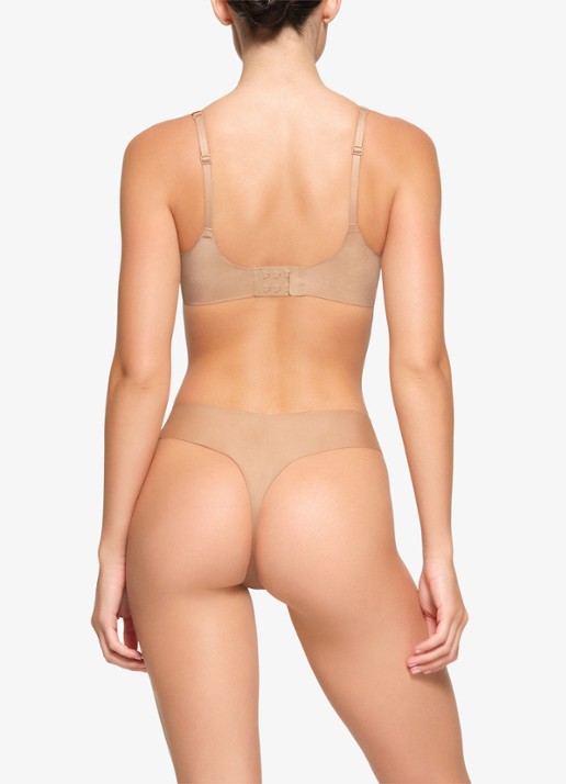 SKIMS Skims Ultimate Teardrop push up bh  - achterkant 2 naturel