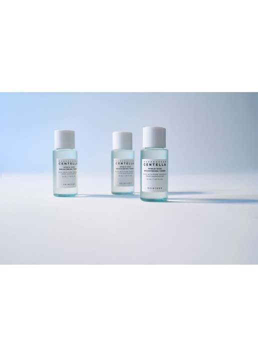 Skin1004  Madagascar Centella Hyalu-Cica Brightening Toner  - detail 5 undefined