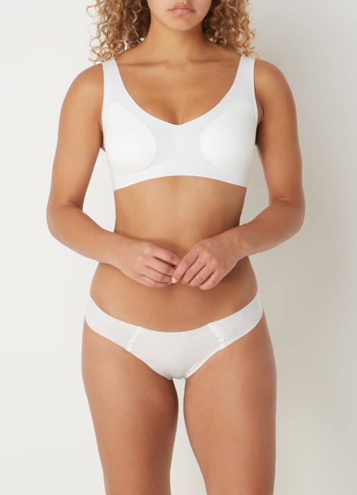 Sloggi Zero Feel 2.0 naadloze bralette met uitneembare vulling - voorkant 2 gebroken wit