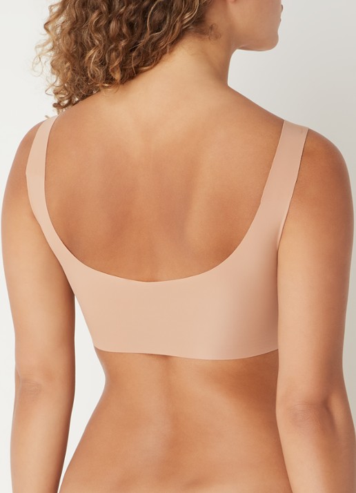 Sloggi Zero Feel 2.0 naadloze crop top met uitneembare vulling - achterkant lichtbruin