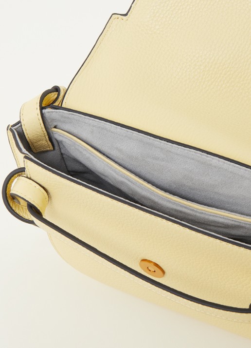Smaak Clint crossbodytas van leer - detail 2 lichtgeel