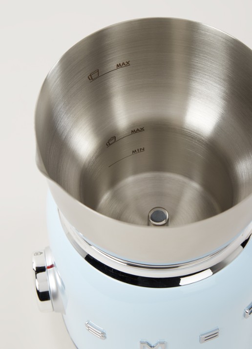 SMEG 50's Style Melkopschuimer 600 ml - detail lichtblauw